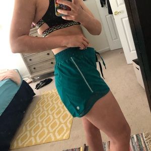 Turquoise CRZ YOGA shorts